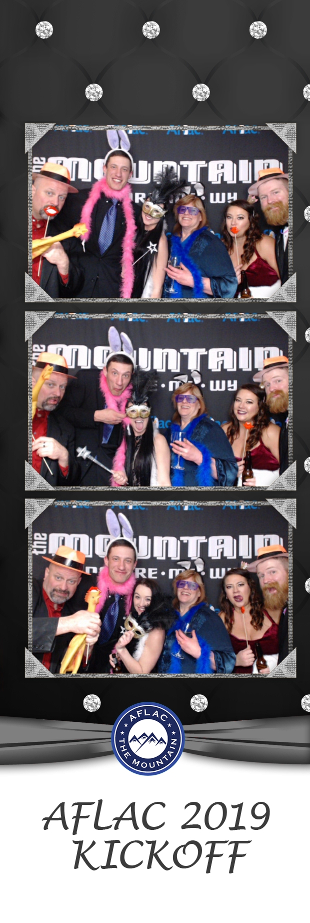 AFLAC 2019 KICKOFF | View more photos from the event at gallery.photoboothbillings.com/u/PhotoBoothBillings/AFLAC-2019-KICKOFF